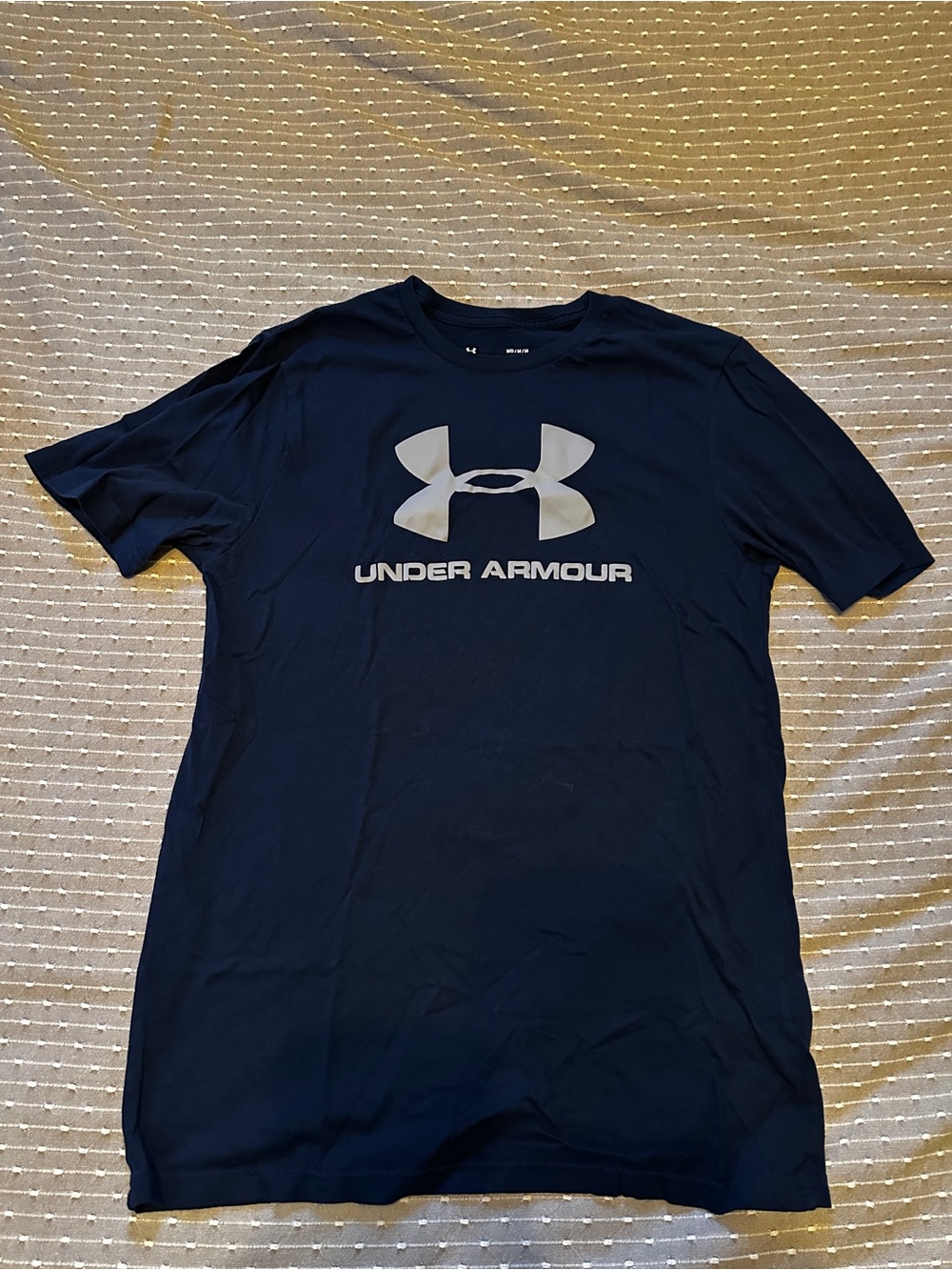 Under armour heat gear tshirt size medium